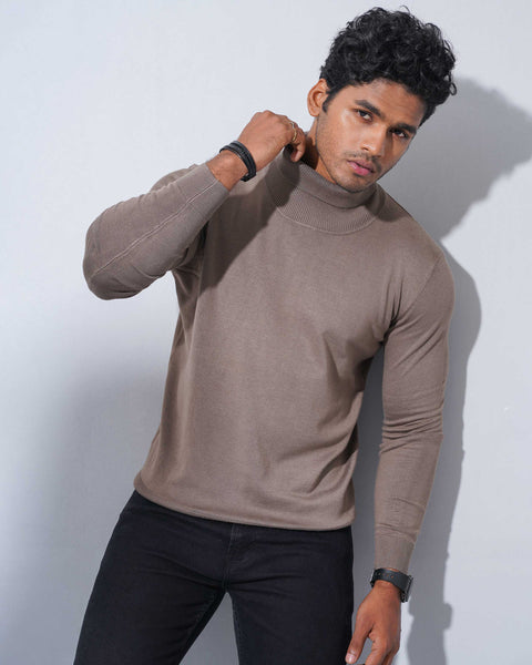 Turtle-Neck-Brown